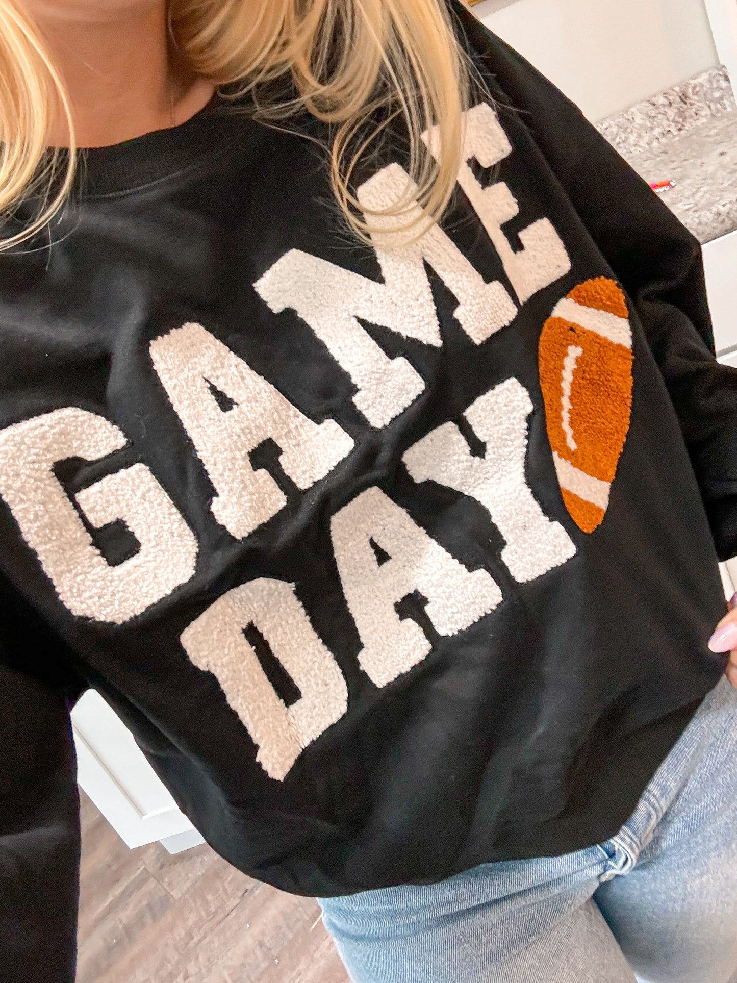 Game day 🏈  cropped sweatshirt